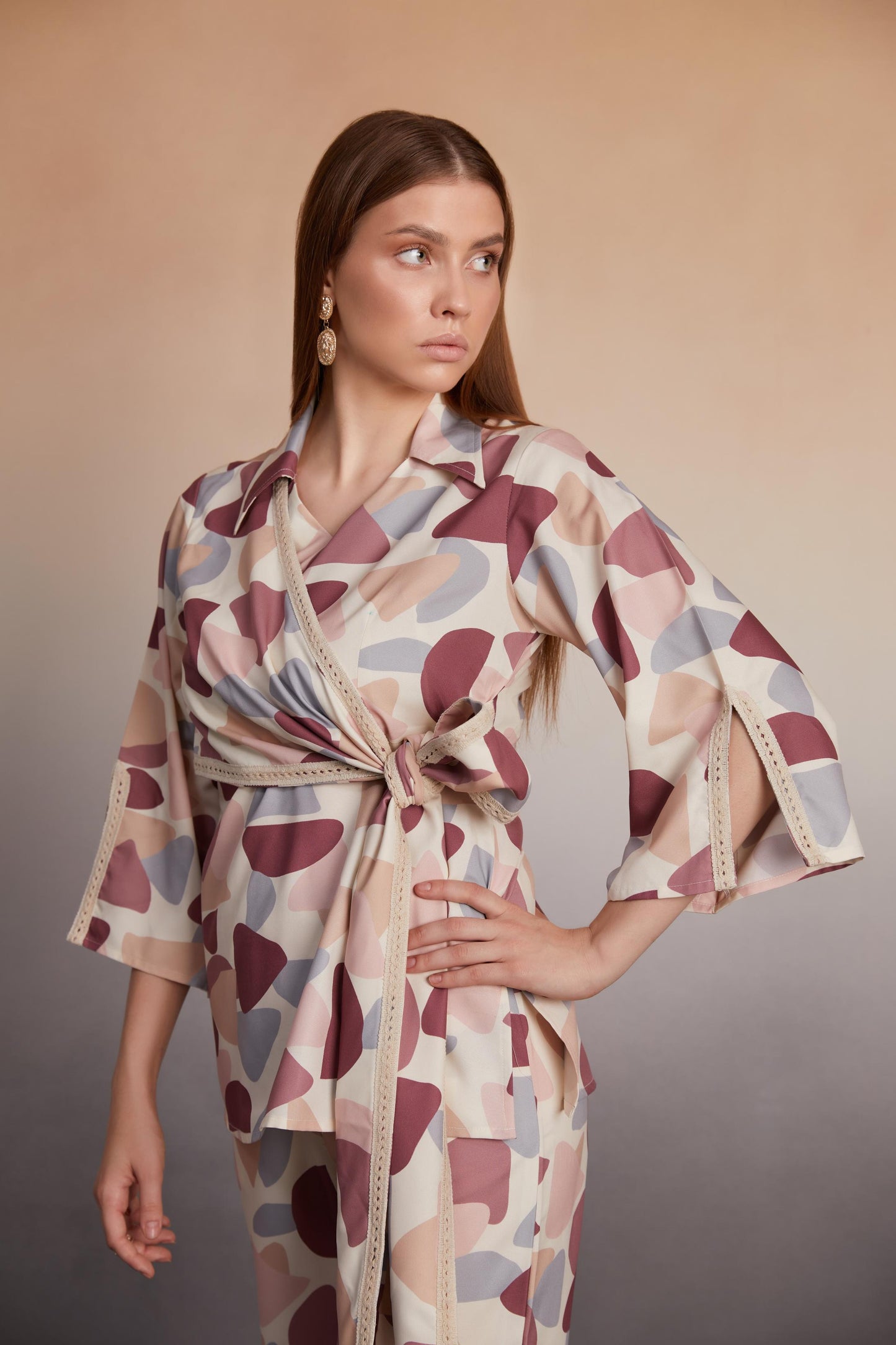 Abstract Wrap-Style Co-Ord Set with Lace Details